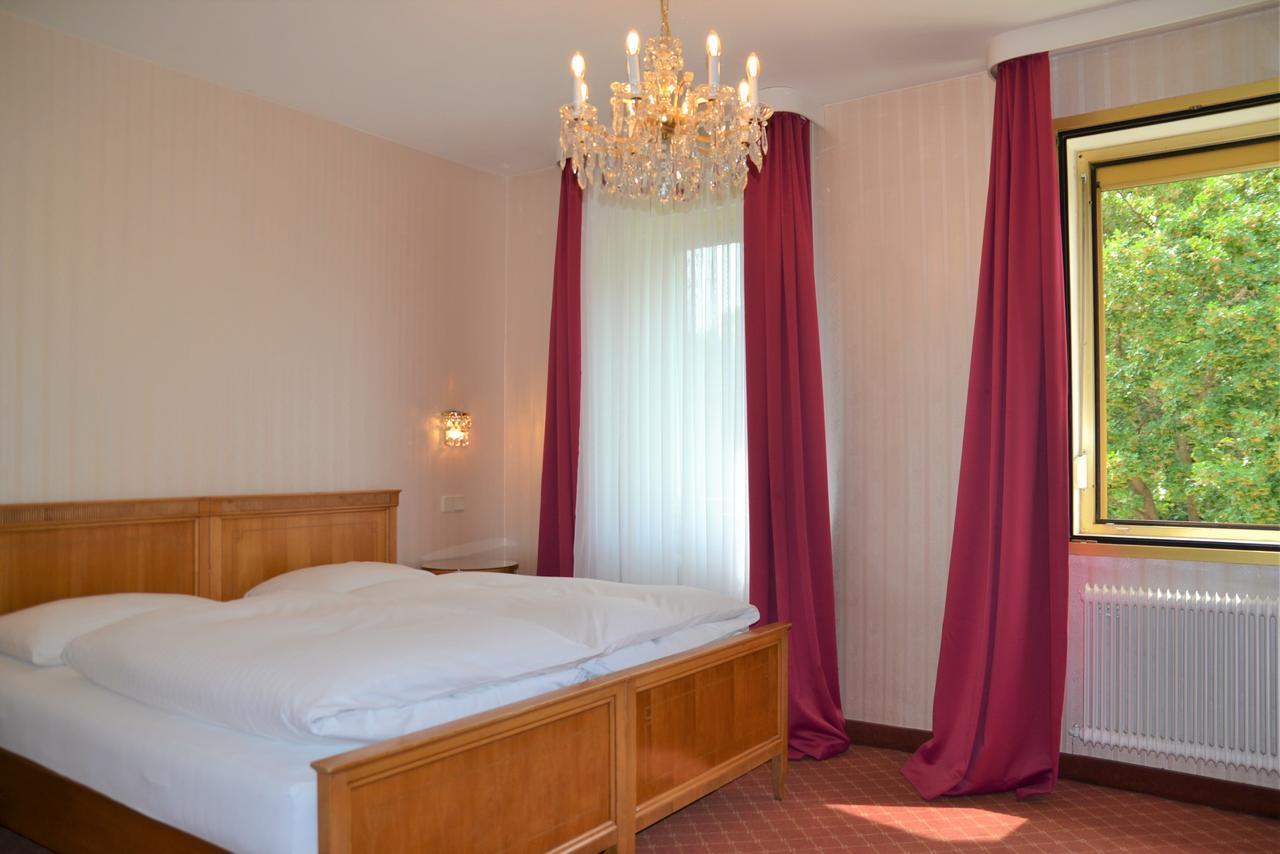 โฮเทล อันเดอร์วีน Hotel เวียนนา ภายนอก รูปภาพ